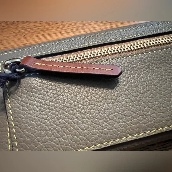 Dooney & Bourke Continental Clutch Wallet